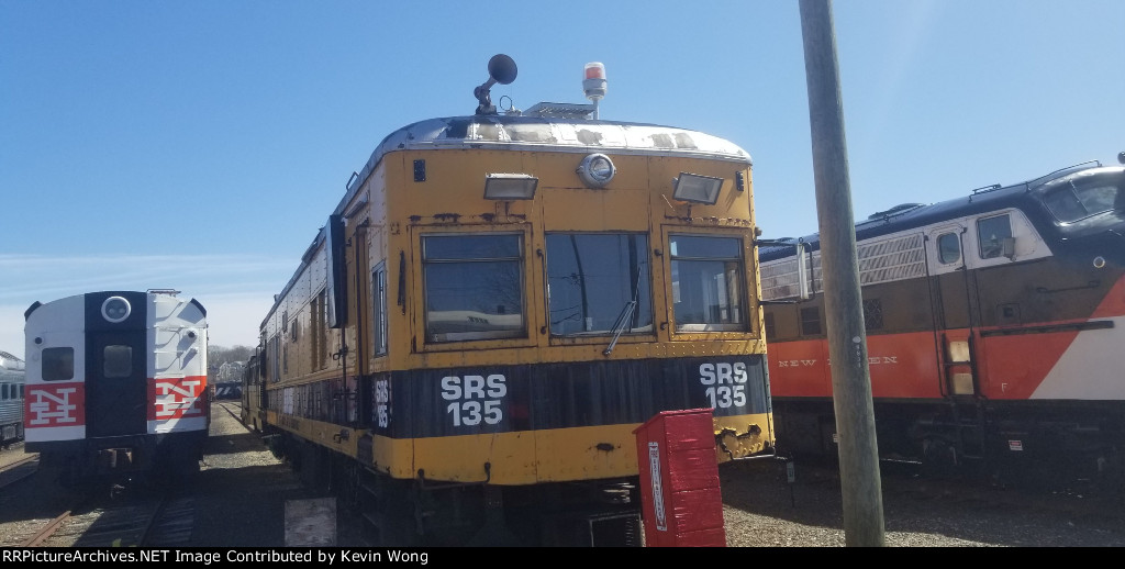 Sperry Rail Service (SRS) railcar 135